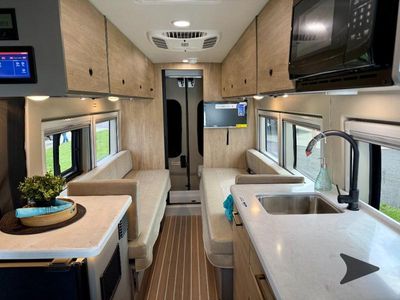 2026 Jayco Solstice - Photo 9