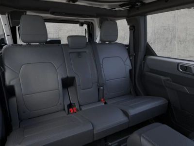 2026 Ford Bronco - Photo 11