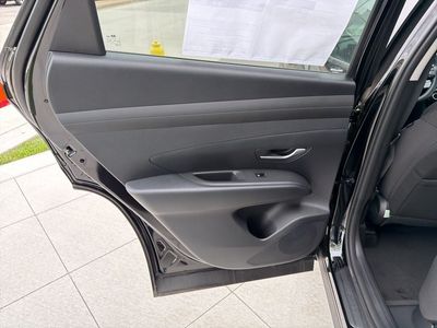 2026 Hyundai Tucson Hybrid - Photo 17