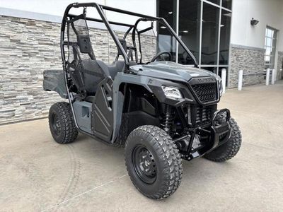 2025 Honda Pioneer 520 - Photo 1