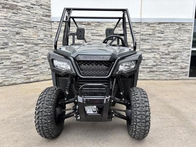 2025 Honda Pioneer 520 - Photo 3