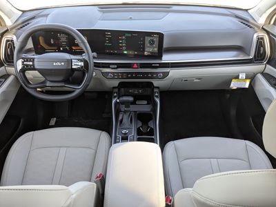 2026 Kia Sorento — photo 17 view