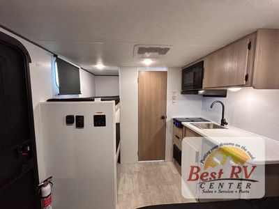 2026 Dutchmen RV Kodiak - Photo 10