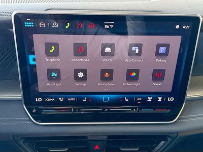 2026 Volkswagen Tiguan — photo 30 view