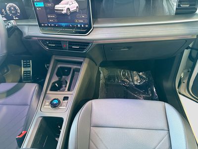 2026 Volkswagen Tiguan — photo 18 view