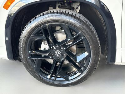 2026 Volkswagen Tiguan — photo 41 view