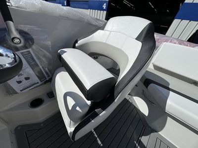 2025 Starcraft Marine SVX 171 OB - Photo 1