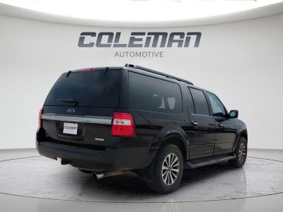 2017 Ford Expedition — detail view