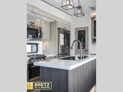 2026 Grand Design Influence - Photo 17