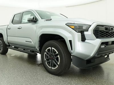 2026 Toyota Tacoma i-FORCE MAX - Photo 32