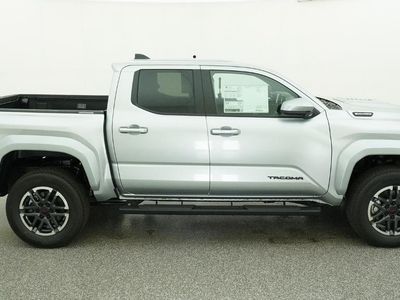 2026 Toyota Tacoma i-FORCE MAX - Photo 26