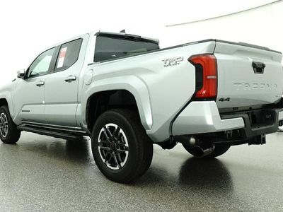 2026 Toyota Tacoma i-FORCE MAX - Photo 17