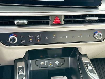 2026 Kia Sorento — photo 15 view