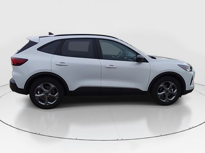2025 Ford Escape — photo 8 view