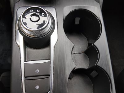 2025 Ford Escape — photo 16 view