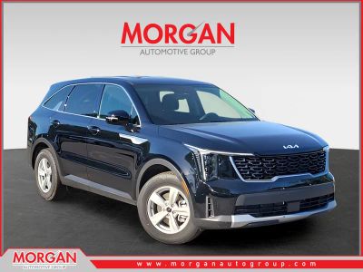 2026 Kia Sorento LX in Black — front three-quarter view
