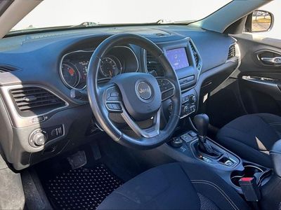 2019 Jeep Cherokee - Photo 13