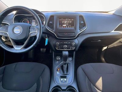 2019 Jeep Cherokee - Photo 15