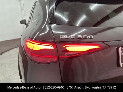 2025 Mercedes-Benz GLC - Photo 30