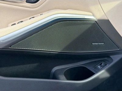 2025 BMW 3 Series — photo 24 view