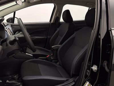 2025 Nissan Versa - Photo 14