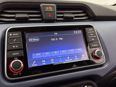 2025 Nissan Versa - Photo 17