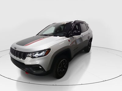 2025 Jeep Compass - Photo 3