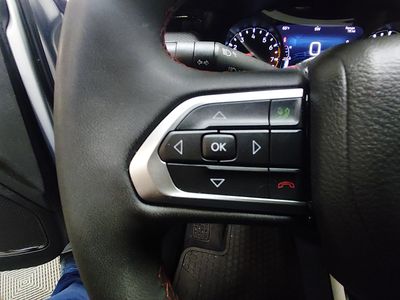 2025 Jeep Compass - Photo 12