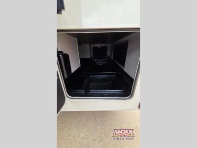 2023 Coachmen RV Leprechaun - Photo 31