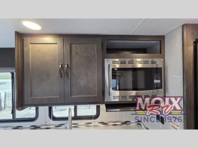 2023 Coachmen RV Leprechaun - Photo 13