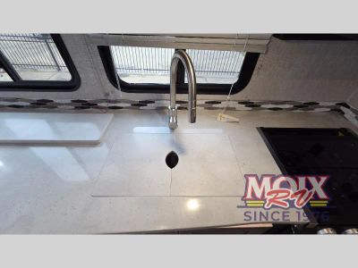 2023 Coachmen RV Leprechaun - Photo 11