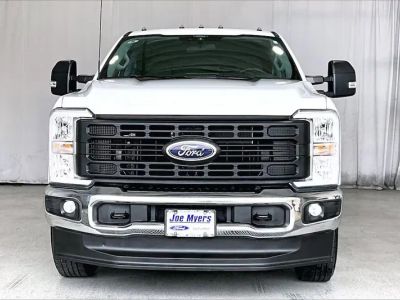 2024 Ford F-350SD - Photo 2