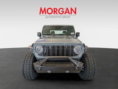 2026 Jeep Gladiator — photo 7 view