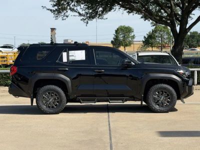 2026 Toyota 4Runner - Photo 3