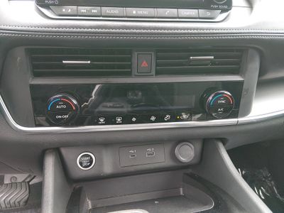 2023 Nissan Rogue - Photo 20