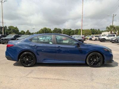 2025 Toyota Camry - Photo 6