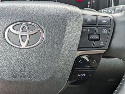 2025 Toyota Camry - Photo 15