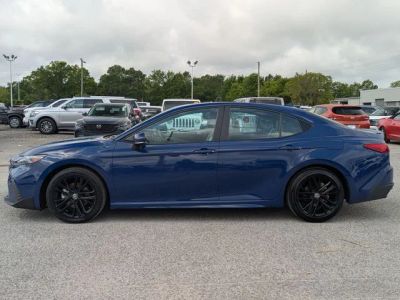 2025 Toyota Camry - Photo 2