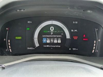 2025 Toyota Camry - Photo 13