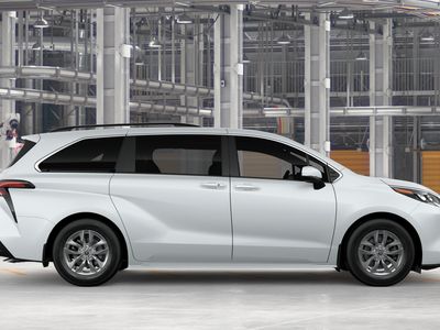 2026 Toyota Sienna - Photo 14