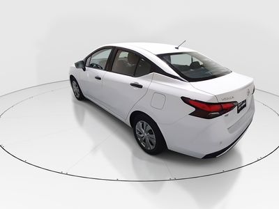 2021 Nissan Versa - Photo 5