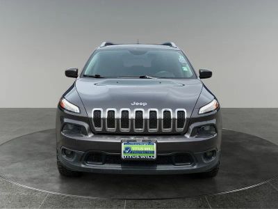 2018 Jeep Cherokee — side profile view