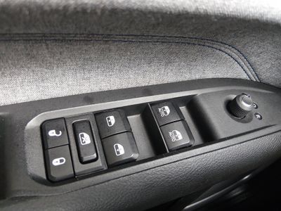 2024 Jeep Compass — photo 18 view