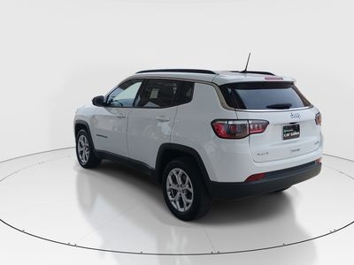 2024 Jeep Compass — detail view