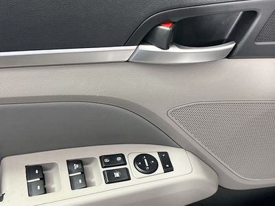 2019 Hyundai Elantra - Photo 14