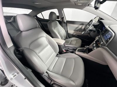 2019 Hyundai Elantra - Photo 27