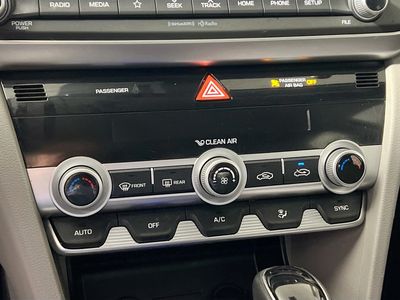 2019 Hyundai Elantra - Photo 23