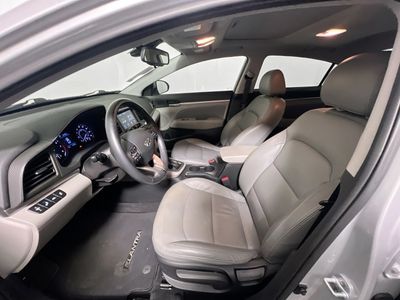2019 Hyundai Elantra - Photo 12