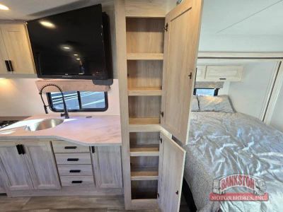 2024 Sunseeker LE 2550DSLE Ford — photo 25 view