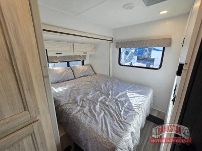 2024 Sunseeker LE 2550DSLE Ford — photo 26 view